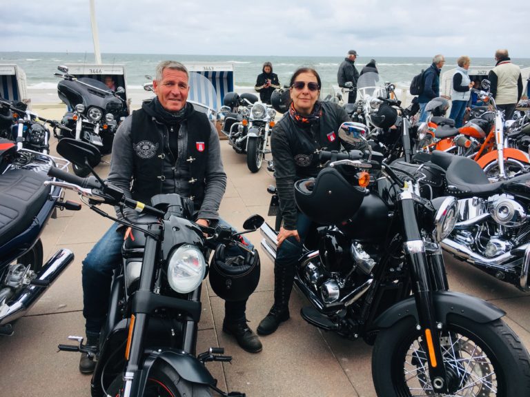 Harley Korso zum Abschluss der 22. Summertime-Party des Sylt-Chapter ...